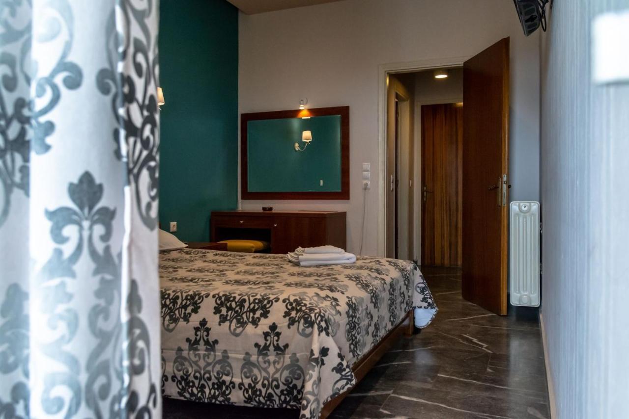 Telis Hotel Aigio Exterior photo